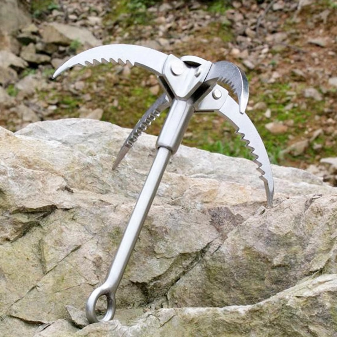Folding Grappling Hook with Four Curved Prongs and 250lb Capacity