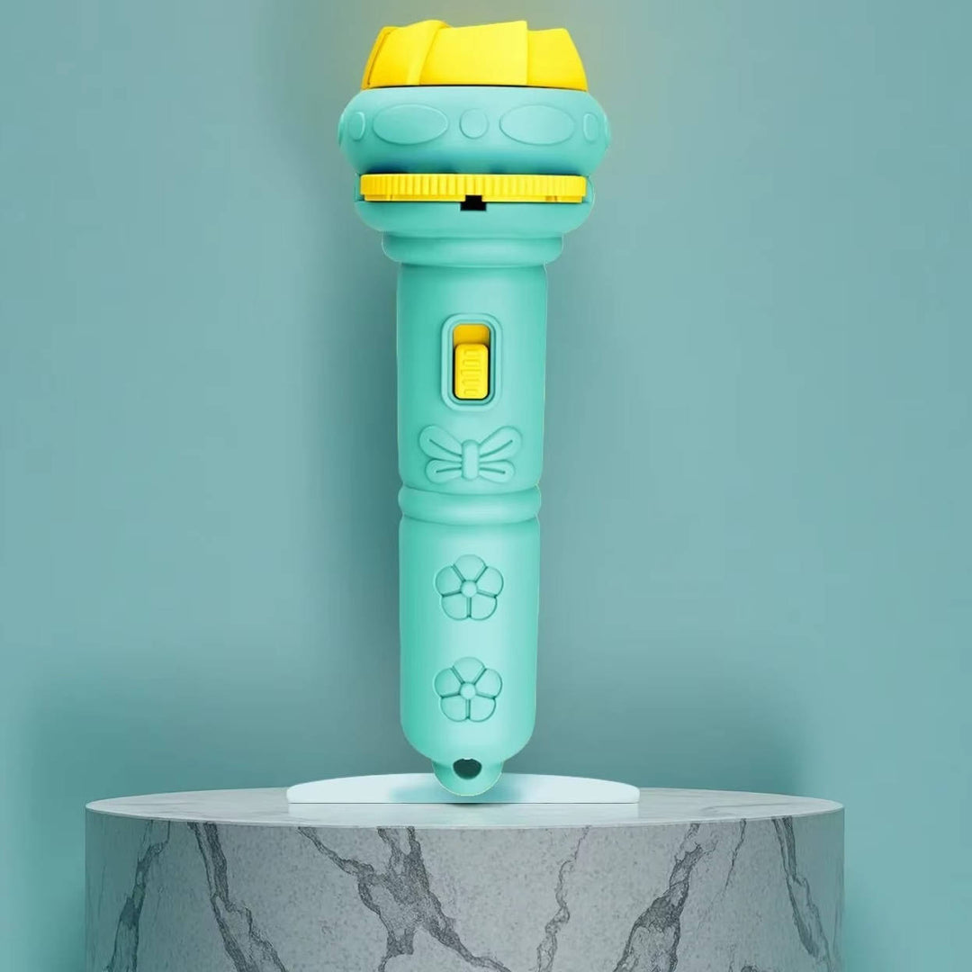 Kids Projector Flashlight Toy with Slide Discs Toddler Dinosaur Animal Light Projector Ages 2 to 6