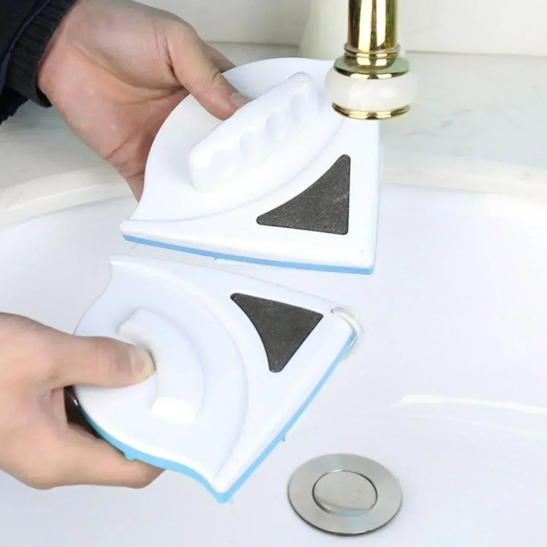 Magnetic Window Cleaner with Dual-Sided Cleaning Pads