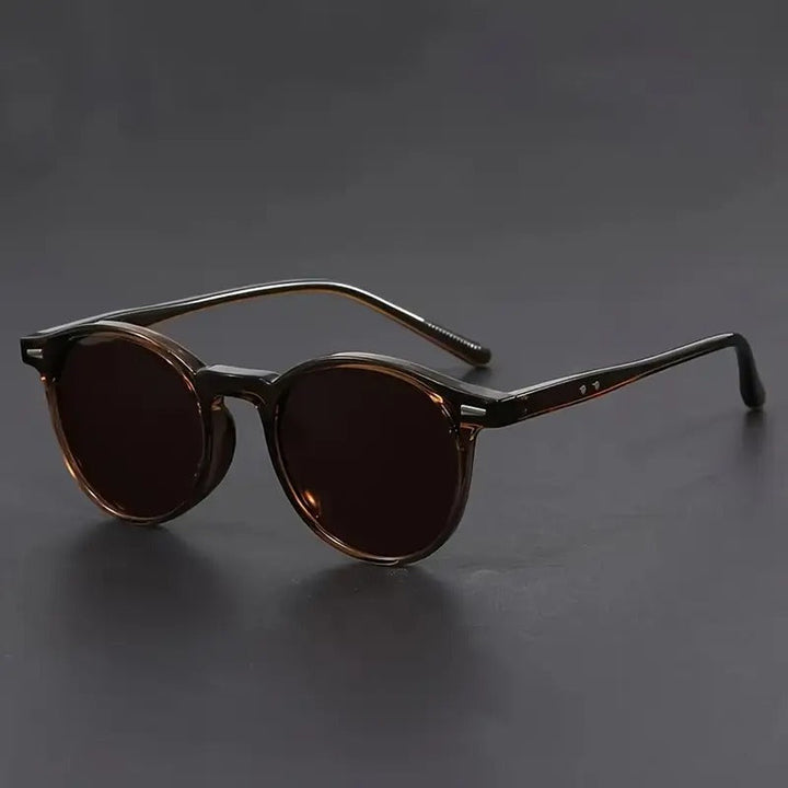 Round Tortoiseshell Sunglasses with Polycarbonate Frame and Retro Design