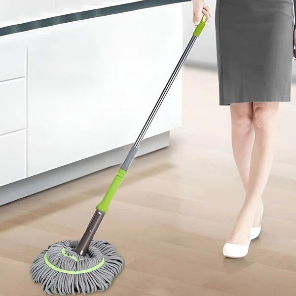 Rotating Self-Wringing Mop