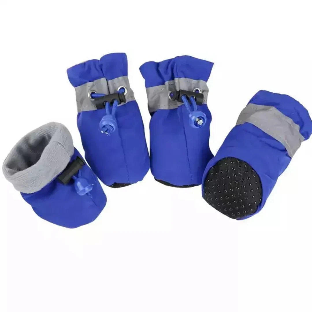 Dog Boots with Textured Rubber Sole and Thermal Lining for Winter Paw Protection