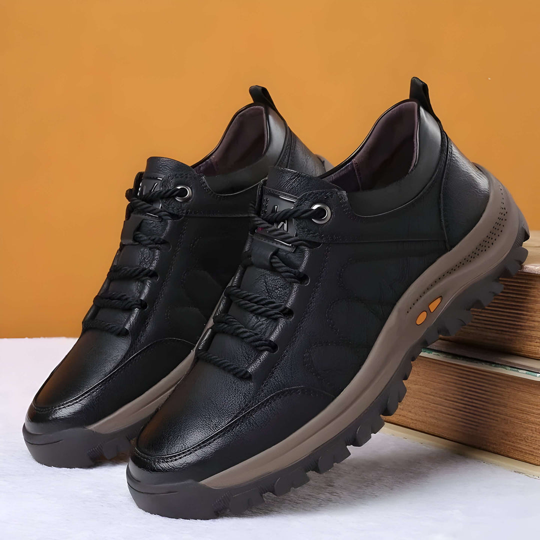 Orthopaedic Shoes for Men of Leather with Supportive Insole