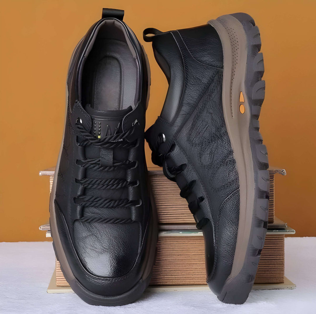 Orthopaedic Shoes for Men of Leather with Supportive Insole