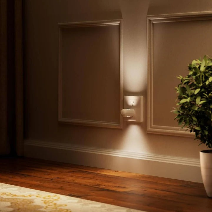 Compact Wall Socket Light with Energy-Efficient LED and Slim Design