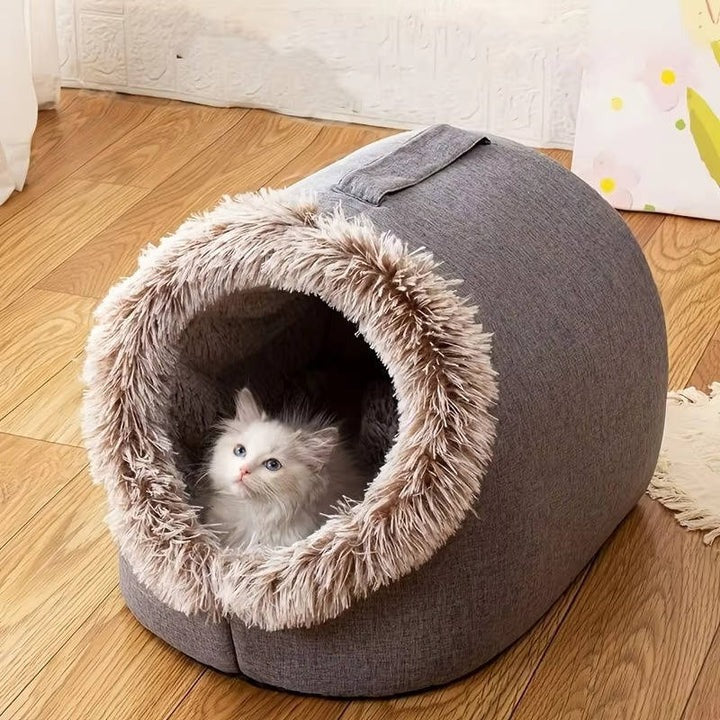 Thermal Feline Sleeping Cave with Faux Fur and Insulated Padding