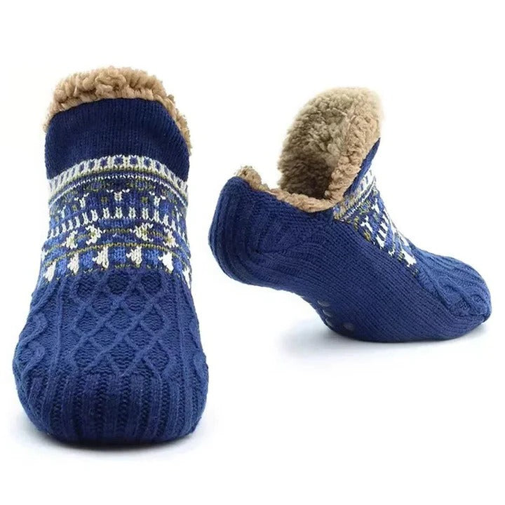 Chilly Season Snow Pattern Warm Socks for Winter with Festive Design and Thermal Insulation