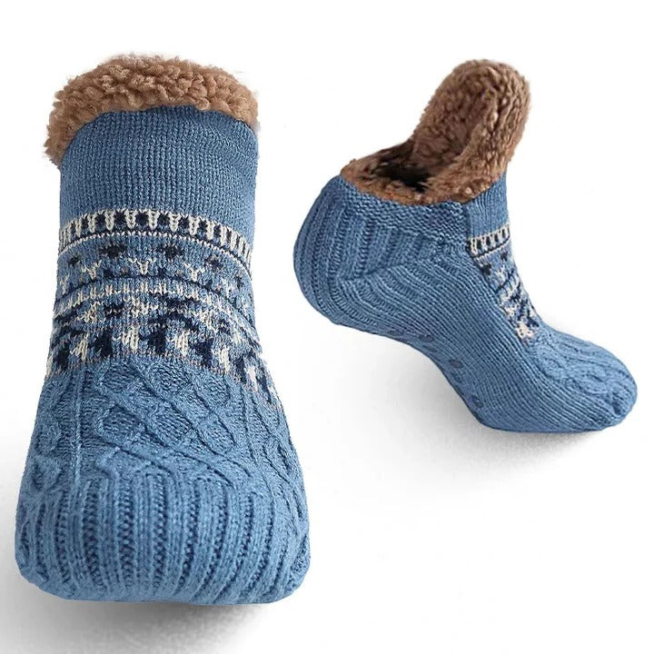Chilly Season Snow Pattern Warm Socks for Winter with Festive Design and Thermal Insulation