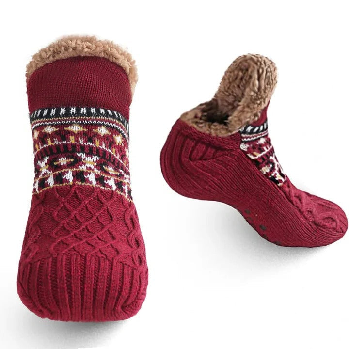 Chilly Season Snow Pattern Warm Socks for Winter with Festive Design and Thermal Insulation