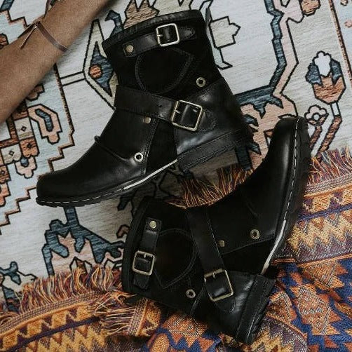 Masculine Heritage Buckle-Fastened Footwear and Mens Vintage Style Buckled Ankle Boots