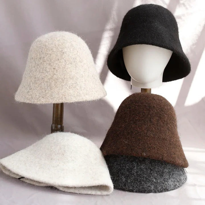 Female Cold-Season Fleece Cloche and Womens Winter Wool Bucket Hat