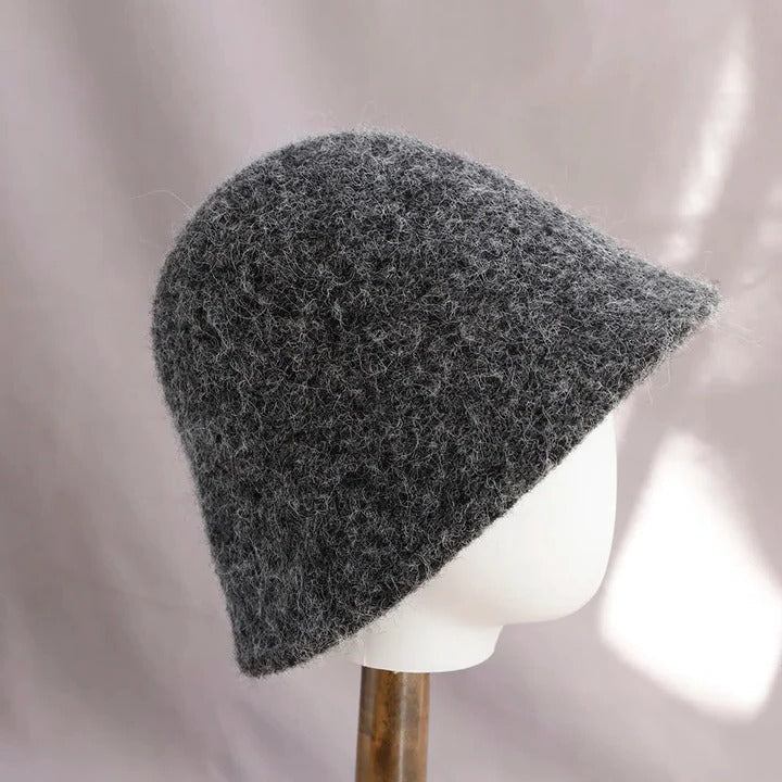 Female Cold-Season Fleece Cloche and Womens Winter Wool Bucket Hat