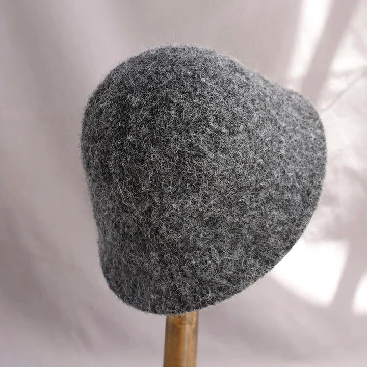 Female Cold-Season Fleece Cloche and Womens Winter Wool Bucket Hat