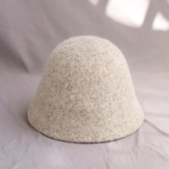 Female Cold-Season Fleece Cloche and Womens Winter Wool Bucket Hat