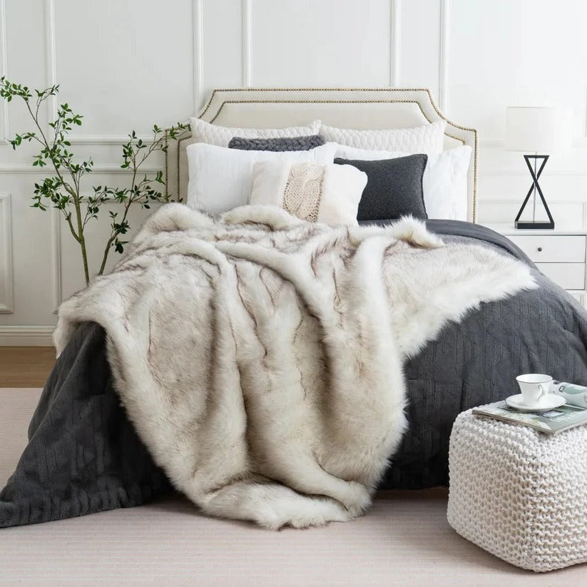 Faux Fur Blanket and Chic Plush Throw