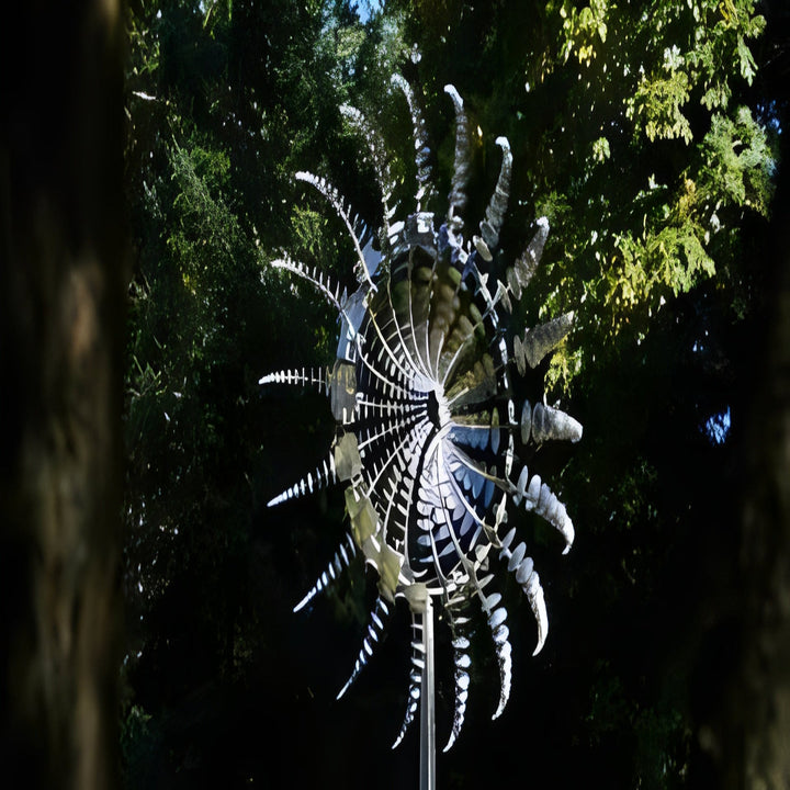 Decorative Metal Windmill with Spinning Garden Design