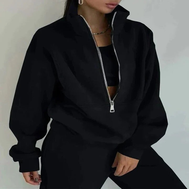 Womens Fitted Workout Tracksuit with Breathable Fabric for Active and Leisure Wear
