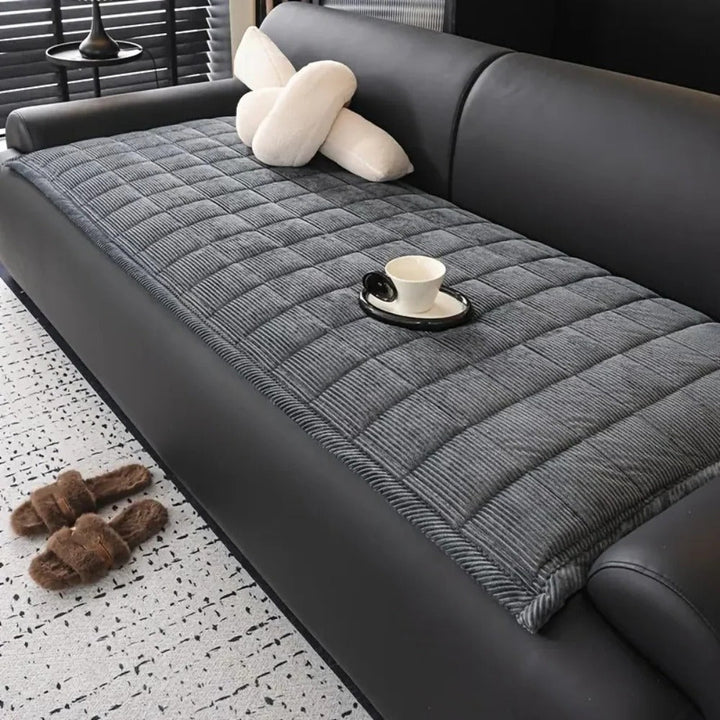 Quilted Couch Cover with Patterned Design