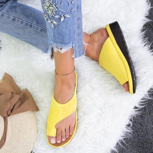 Suede Toe Loop Flat Sandals with Thick Platform Sole