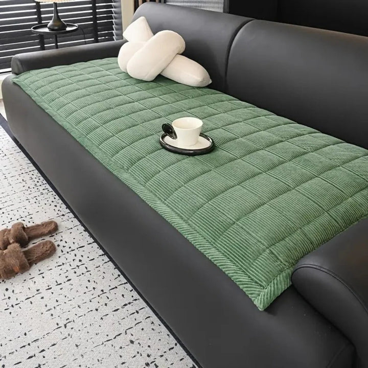 Quilted Couch Cover with Patterned Design