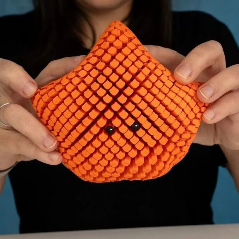 3D Printed Jointed Sea Star Sensory Toy with Flexible Articulated Segments for Desk Fidgeting