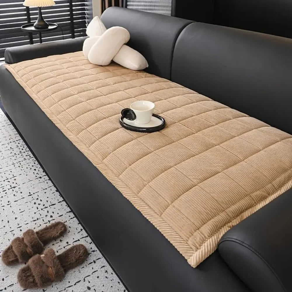 Quilted Couch Cover with Patterned Design