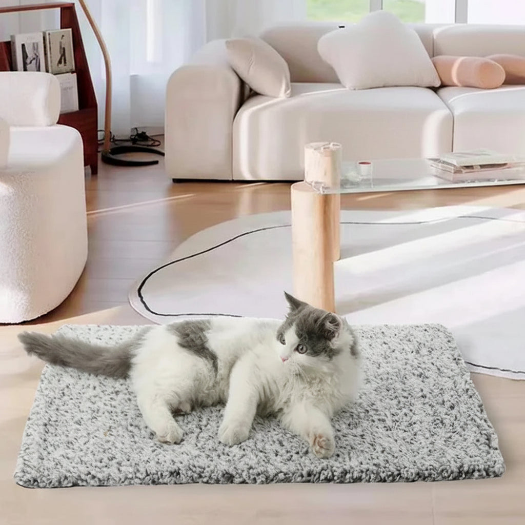 Self Warming Pet Blanket for Cats and Dogs, Washable Design