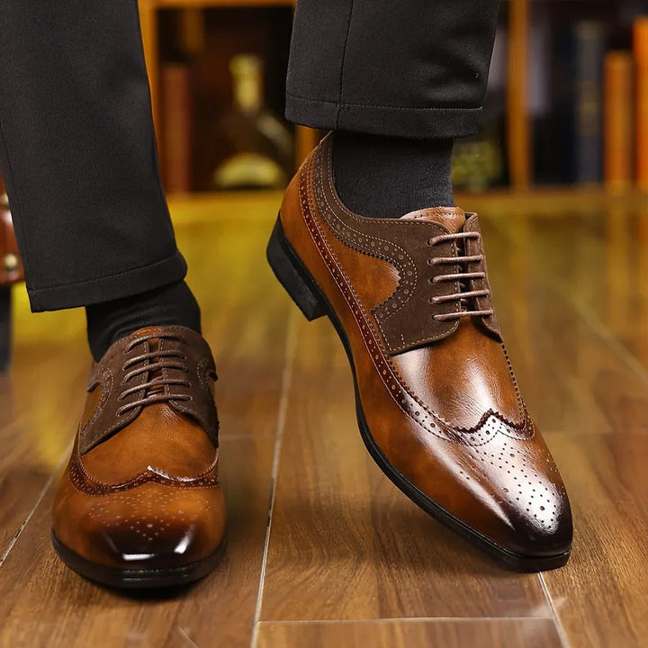 Mens Wingtip Oxford Shoes with Glossy Finish