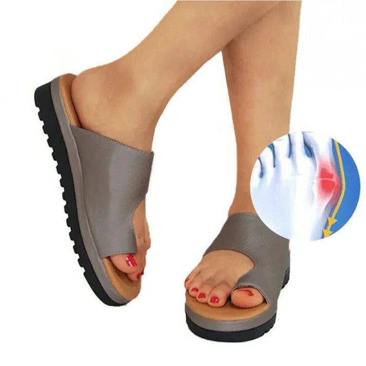 Suede Toe Loop Flat Sandals with Thick Platform Sole
