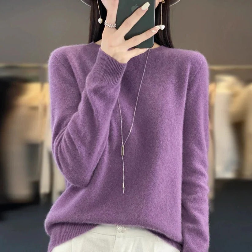 Warm Cashmere Pullover with Crewneck for Women