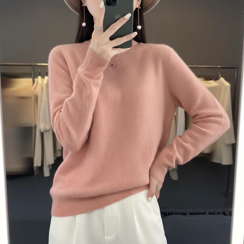 Warm Cashmere Pullover with Crewneck for Women