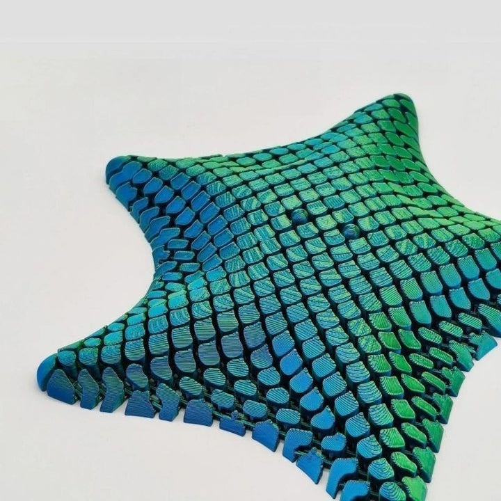 3D Printed Jointed Sea Star Sensory Toy with Flexible Articulated Segments for Desk Fidgeting