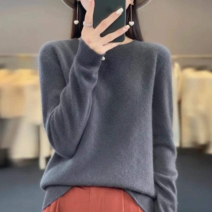 Warm Cashmere Pullover with Crewneck for Women
