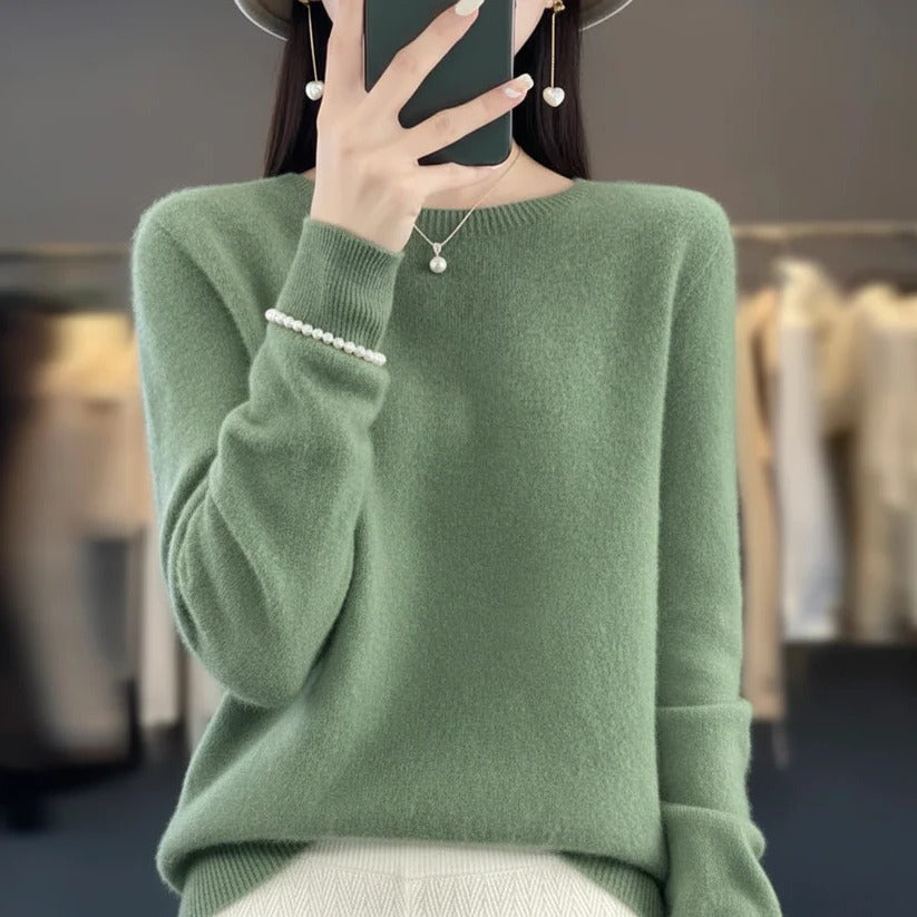 Warm Cashmere Pullover with Crewneck for Women
