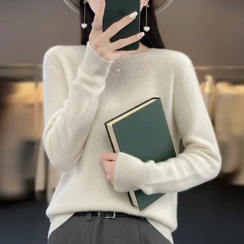 Warm Cashmere Pullover with Crewneck for Women