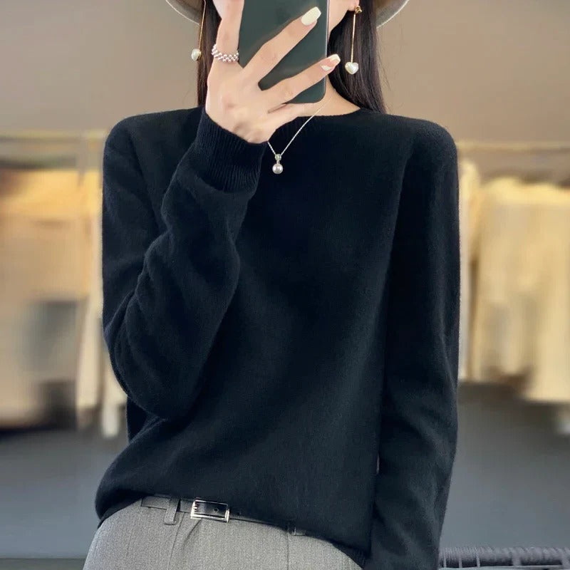 Warm Cashmere Pullover with Crewneck for Women