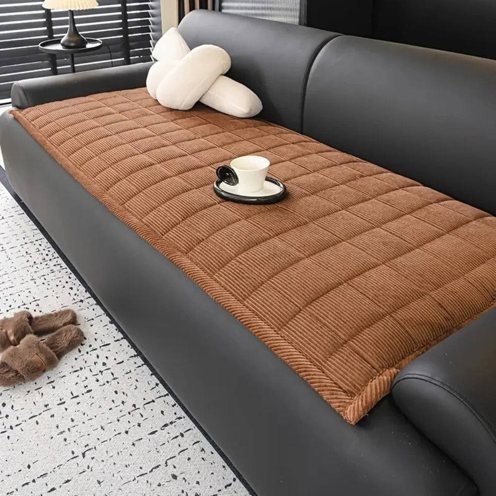 Quilted Couch Cover with Patterned Design