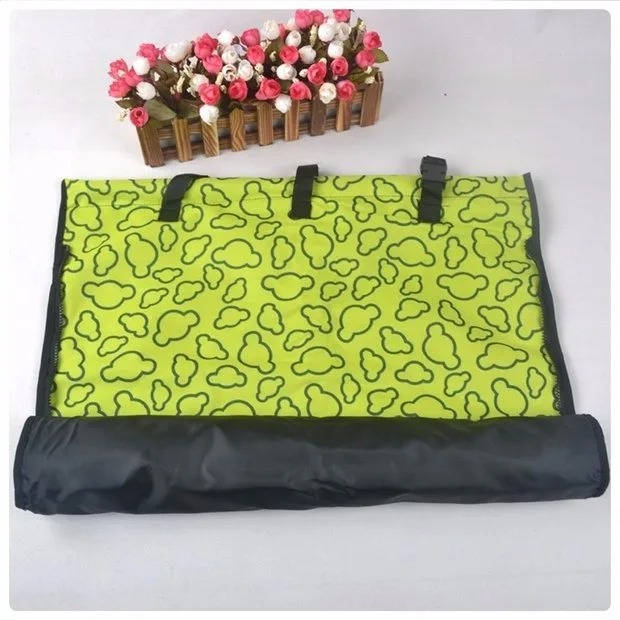 Eco Friendly Polyester Dog Car Seat Cover, Waterproof Rear Seat Hammock and Back Protector Mat for Small Dogs