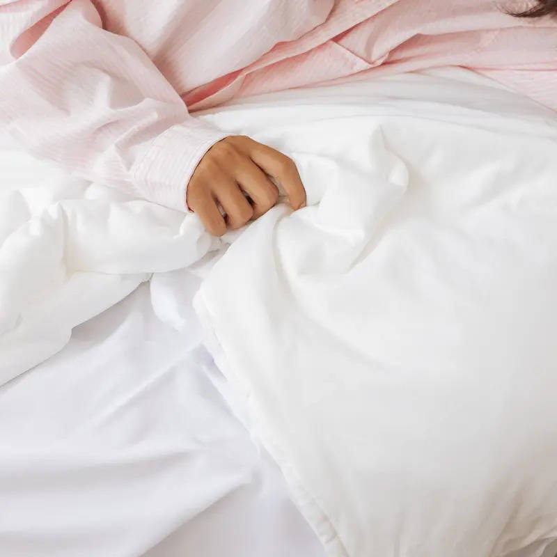 Dual Sided Lightweight Cooling Blanket, Breathable Soft Knit and Cool Touch Summer Blanket for Comfortable Sleep