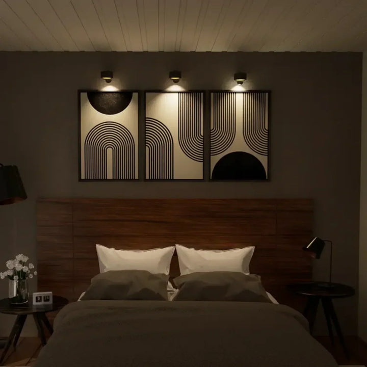 Cordless Magnetic Wall Lamp with 360° Rotation and Adjustable Brightness, 3 colour Temperatures