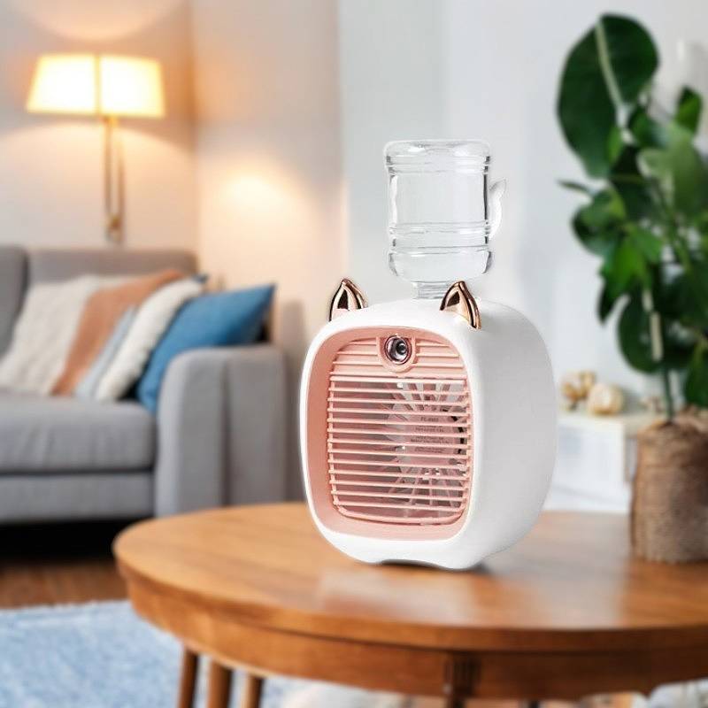 Mini Air Conditioner with 3-Speed Fan and Mist Sprayer