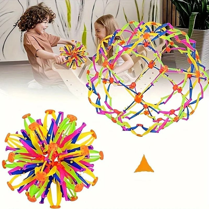 Expandable Breathing Sphere with Collapsible Lattice Design